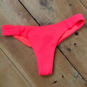 Cheeky bikini bottom